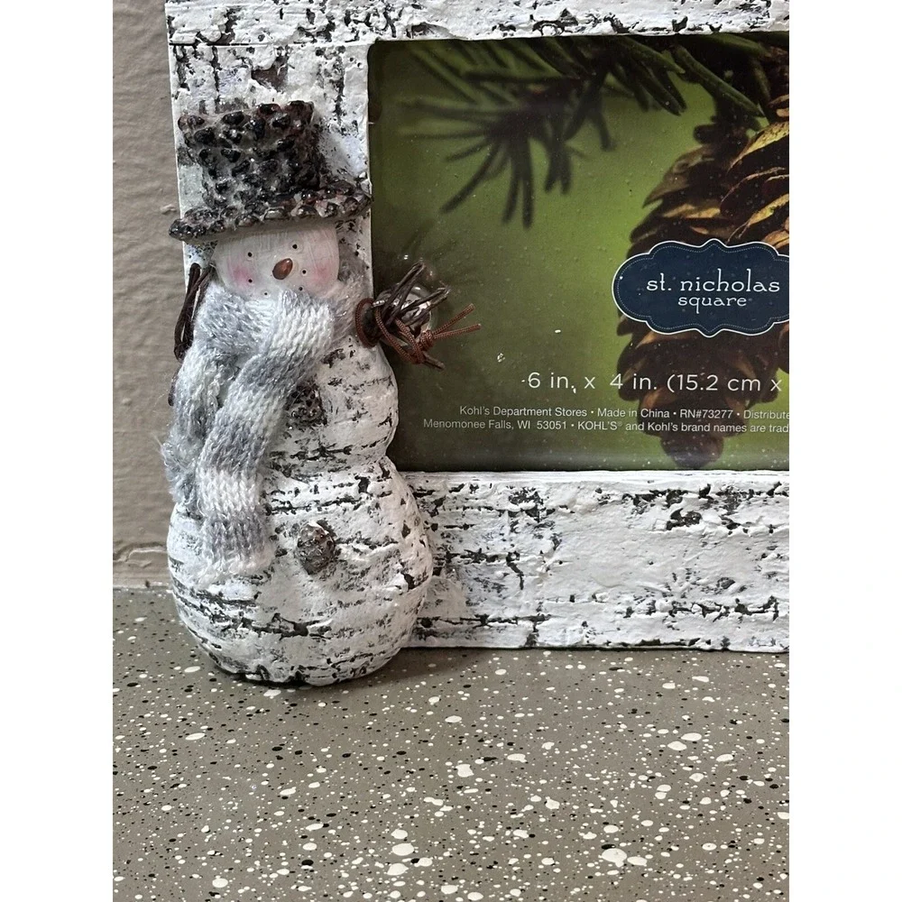 St Nicholas Square Rustic 6x4‎ Frame With Jingle Bell Snowman